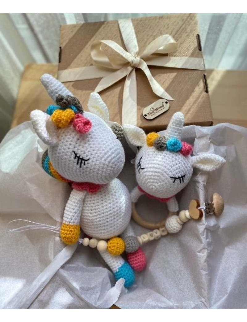 Organik Örgü Unicorn Bebek Hediye Seti | Emzik Zinciri & Çıngırak | Tiny Wood